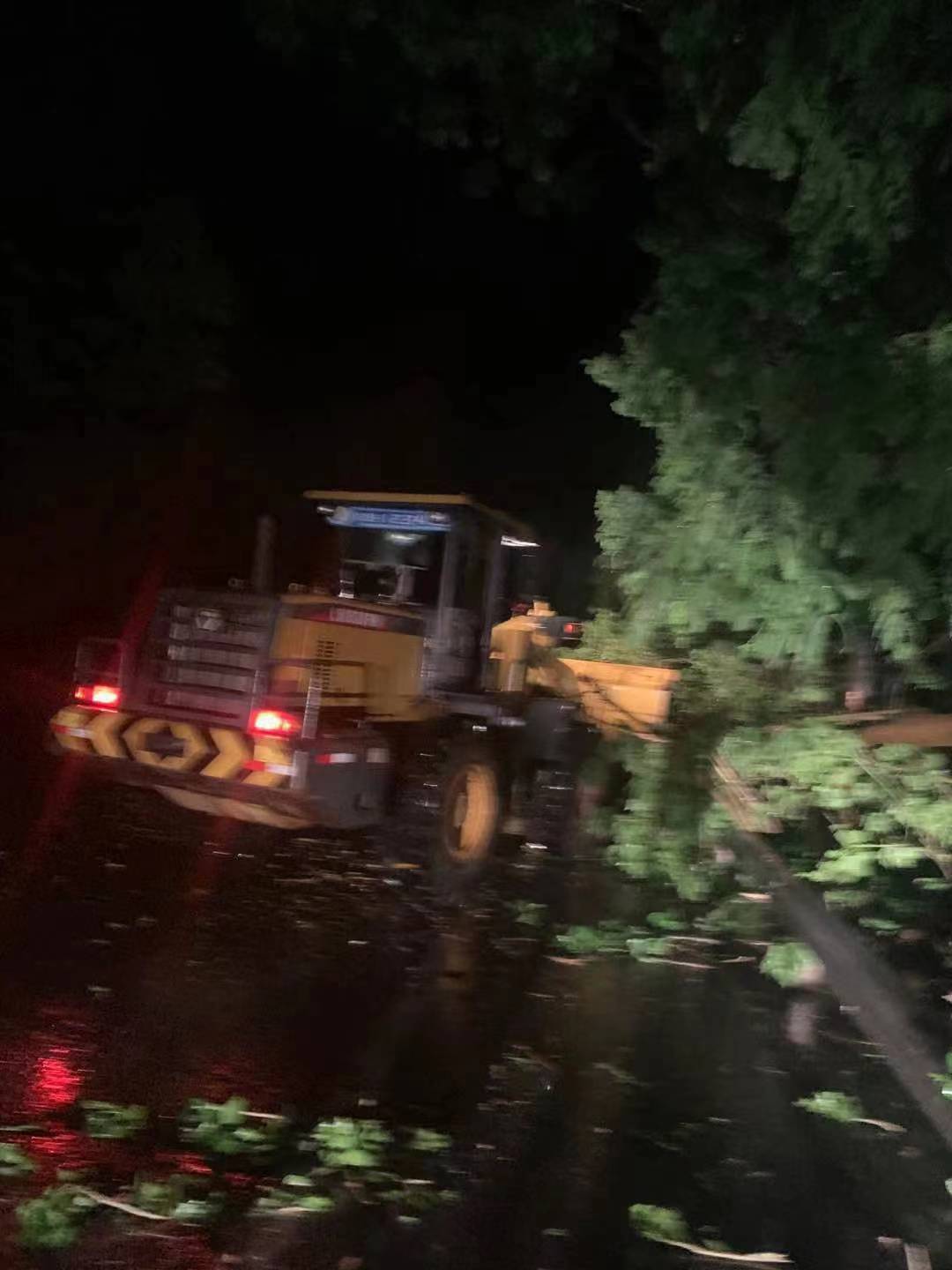 �賿��(y��ng)�����U(xi��n)����ͨ